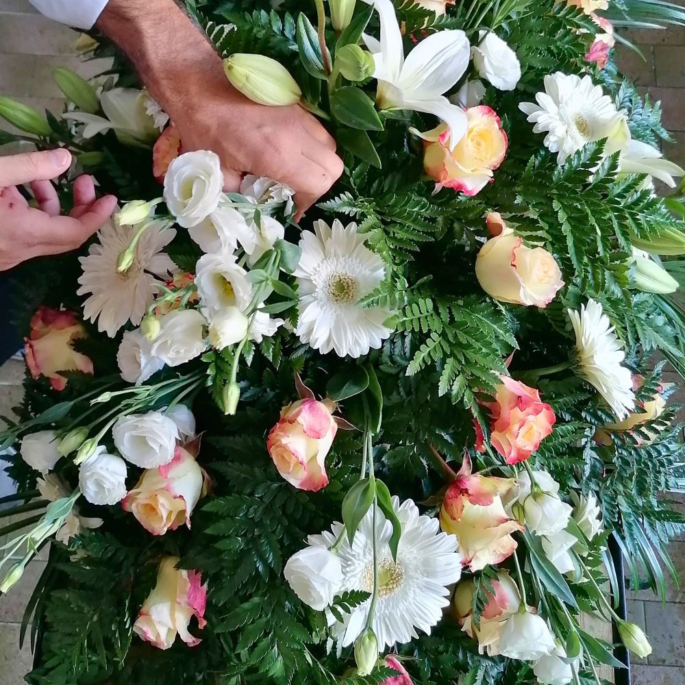 Cuscino di fiori per camera ardente